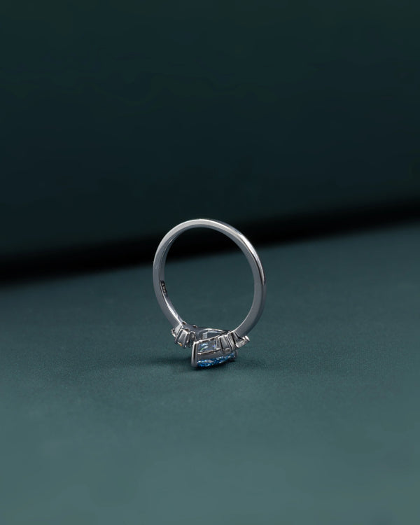 1.32 CT Pear Cut Blue CVD Lab-Grown Diamond Three Stone Ring