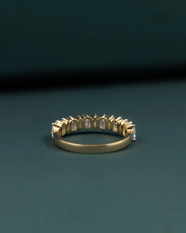 1.145 CT Emerald & Marquise Cut CVD Lab-Grown Diamond Eternity Band Ring